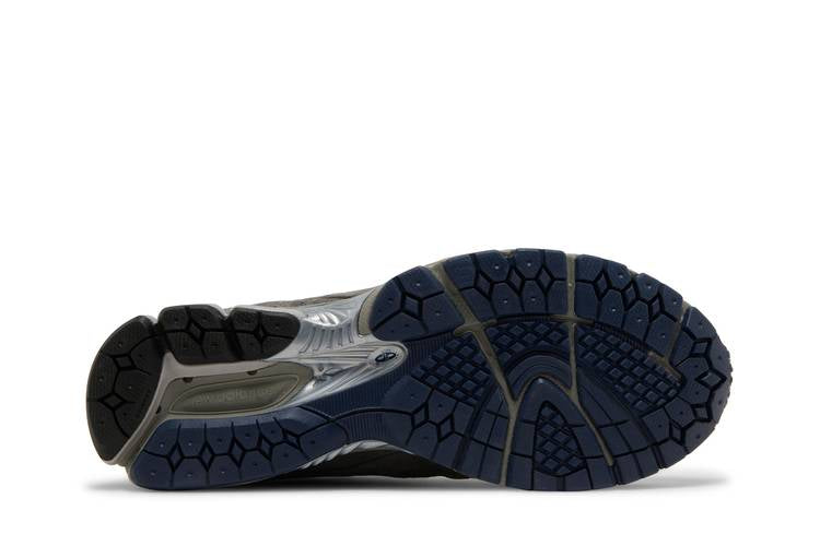 2002R GORE-TEX 'Castlerock Natural Indigo'