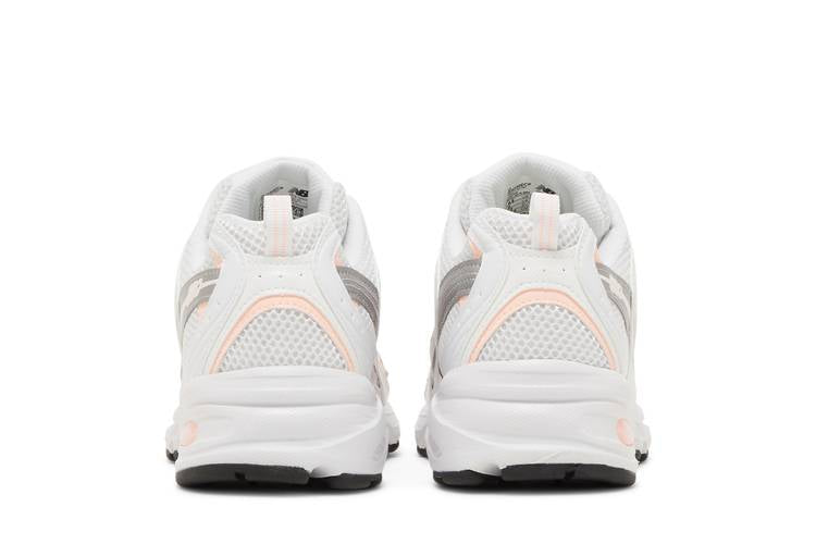 530 'White Light Pink'