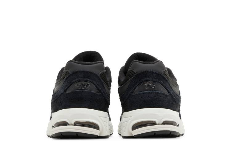 2002R Big Kid Wide 'Black Phantom'