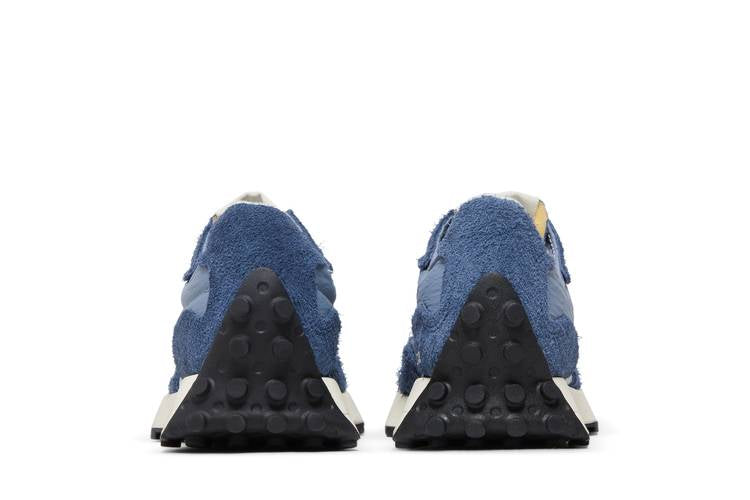 327 'Vintage Indigo'