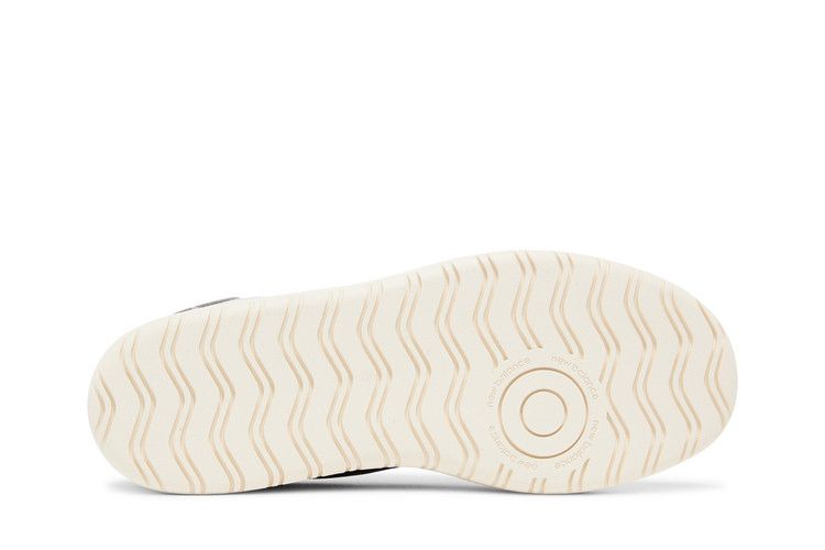 CT302 'Beige Black'