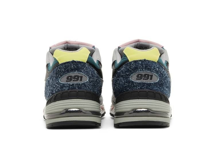 991 Made in England 'Pacific Majolica Blue'