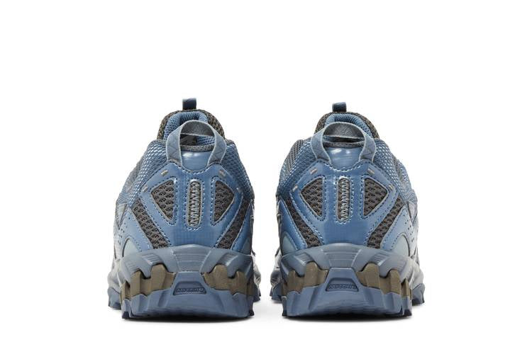 610 'Arctic Grey'