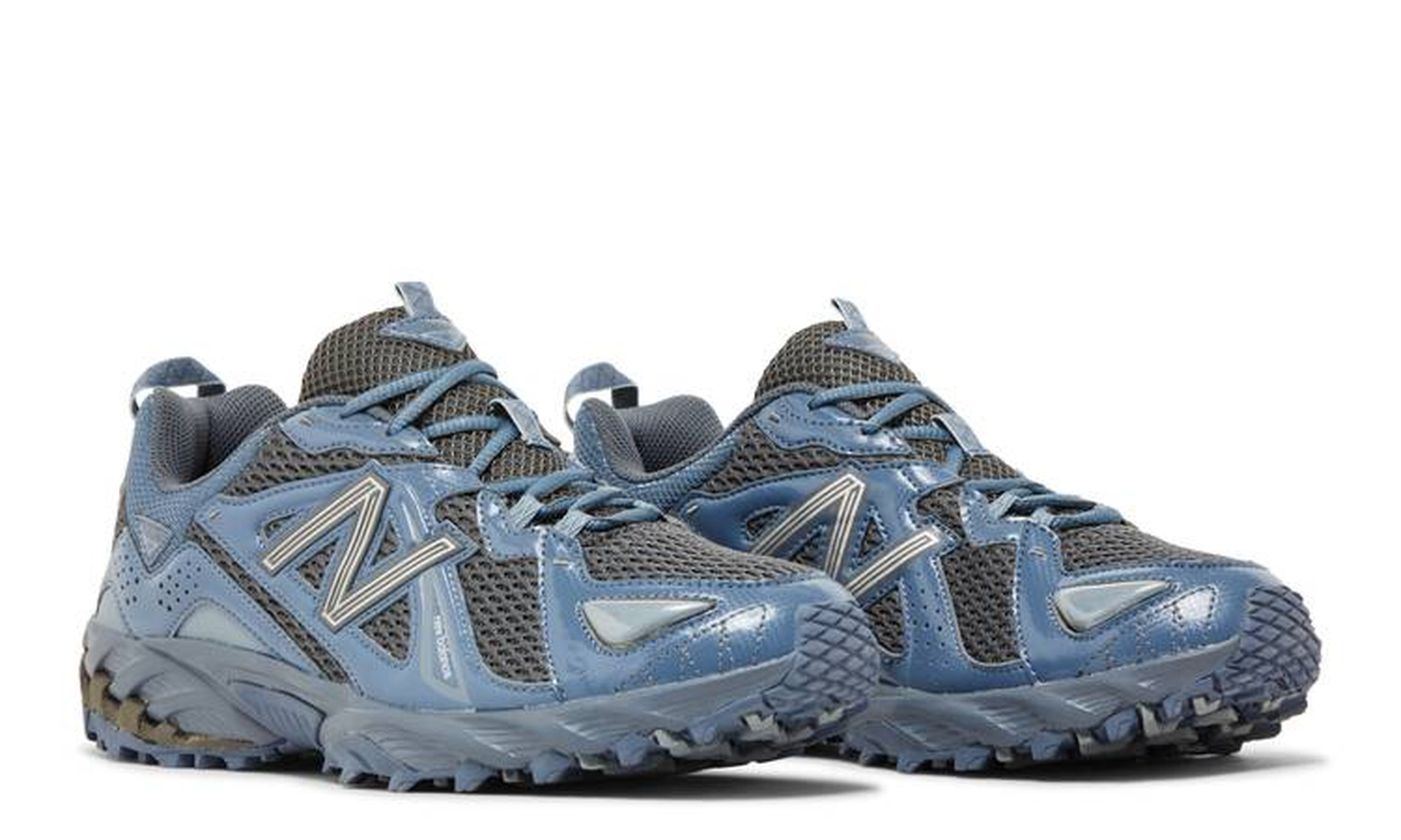 610 'Arctic Grey'