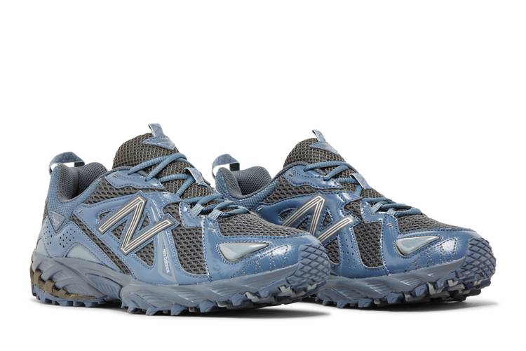 610 'Arctic Grey'