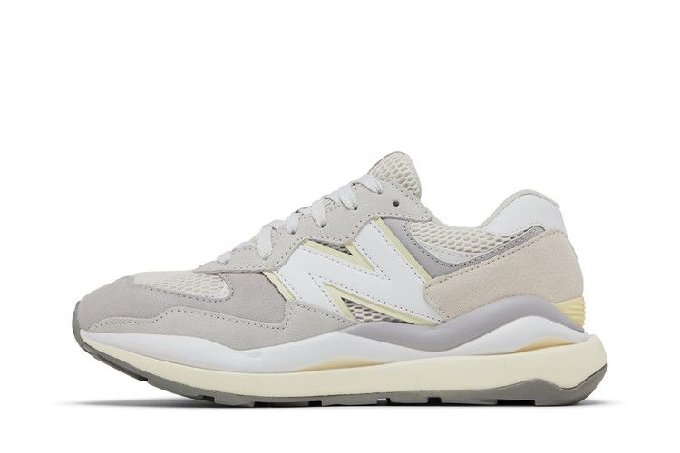 Wmns 57/40 'Moonbeam Dawn Glow'