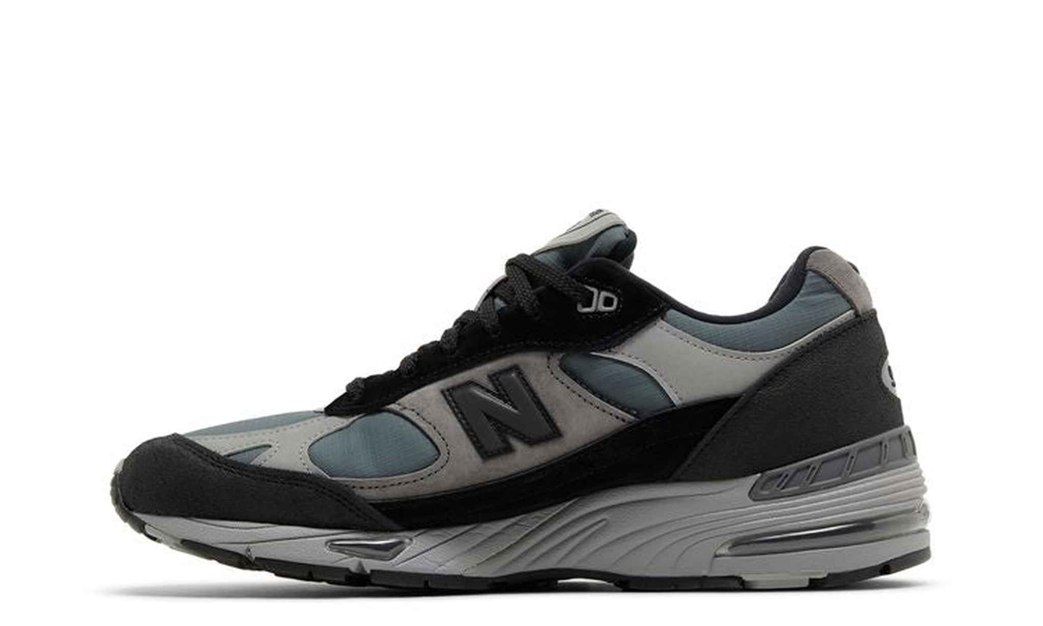 991 Made in England 'Urban Winter Pack - Black'