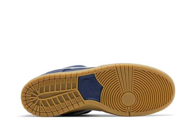 Dunk Low Pro SB 'Navy Gum'