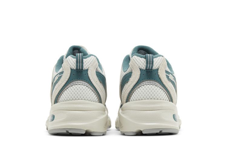530 'Reflection Green'