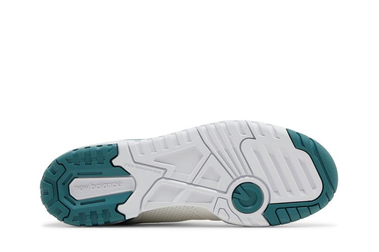Wmns 550 'Reflection New Spruce'