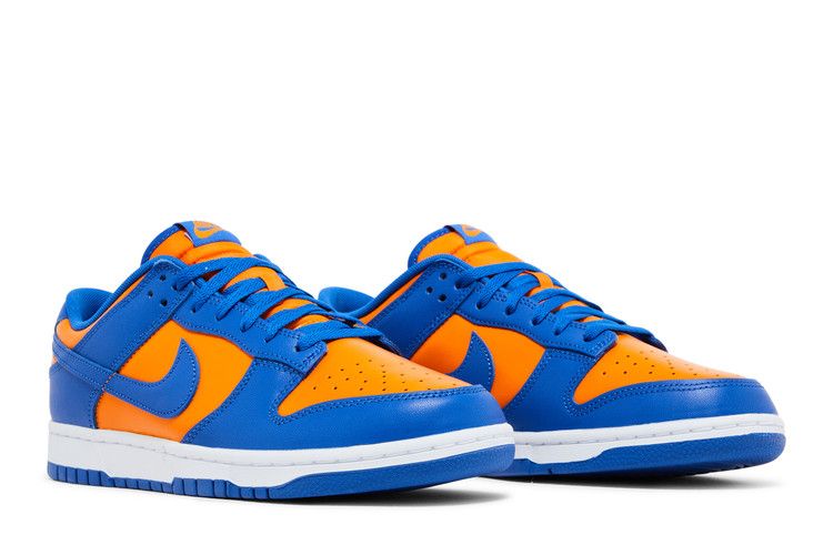 Dunk Low 'Knicks'