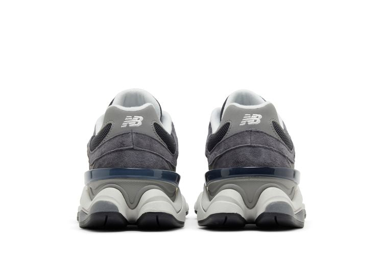 9060 'Dark Grey'