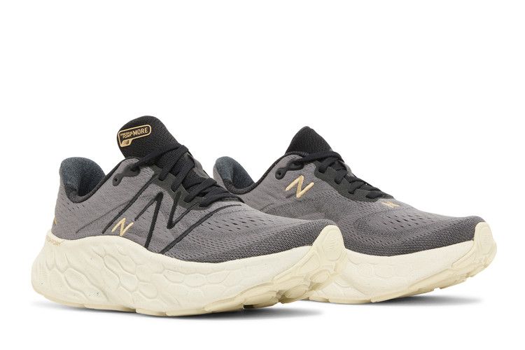 Wmns Fresh Foam X More v4 'Black Dolce'