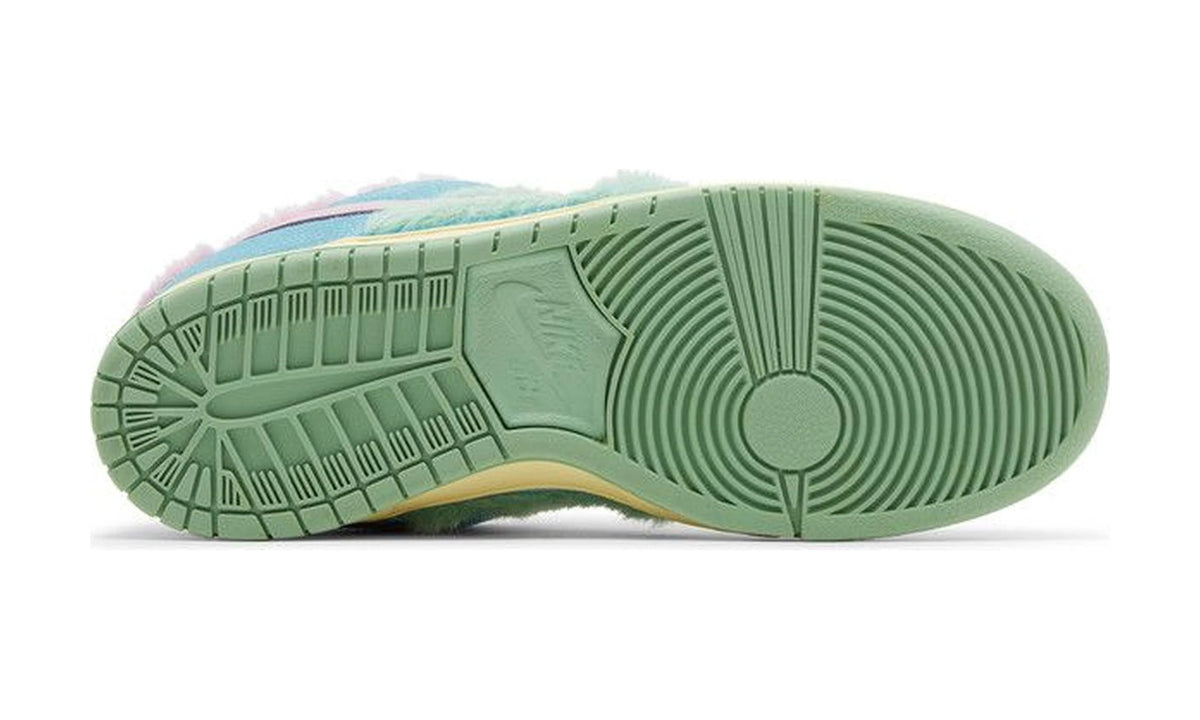 Verdy x Dunk Low SB 'Visty'