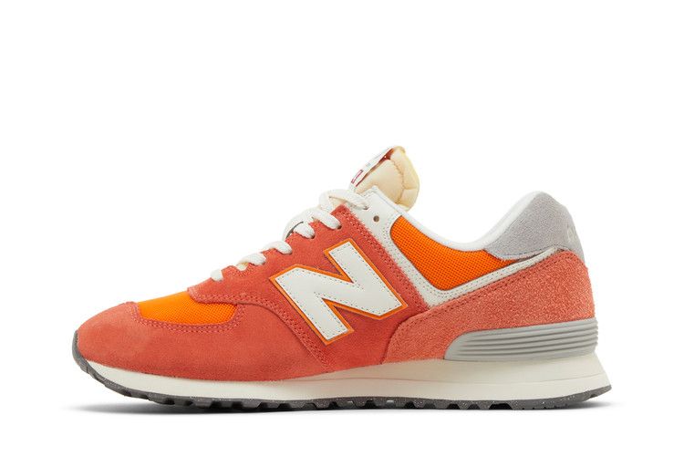 574 'Gulf Red'