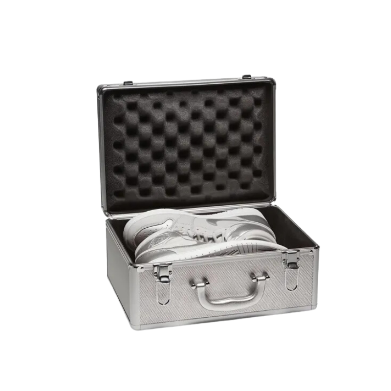 Air Jordan 1 Retro High OG CO.JP 'Tokyo' Suitcase Special Box