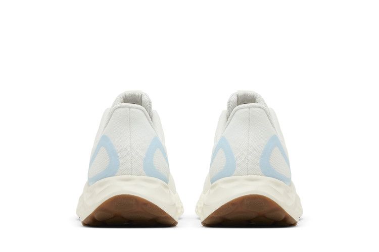 Wmns Fresh Foam Arishi v4 'Sea Salt Gulf Red'