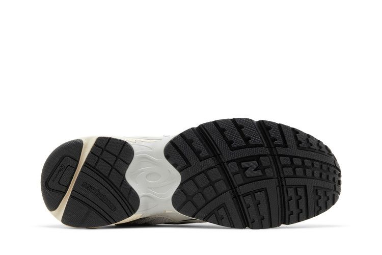 725v1 'Metallic Silver Slate Grey'