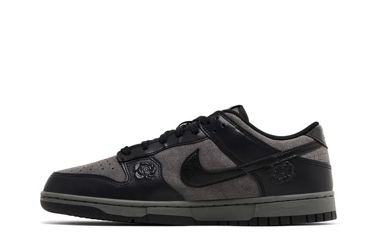 Wmns Dunk Low 'Black Roses'