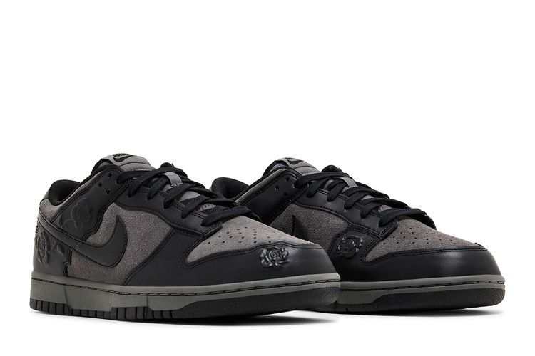 Wmns Dunk Low 'Black Roses'