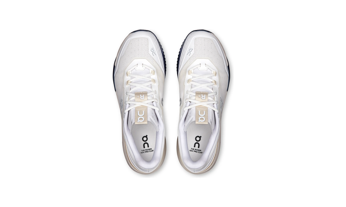 On The Roger Advantage Pro Clay White Cream