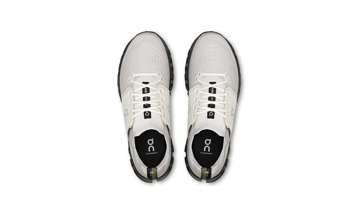On Running Cloudswift 4 Wolf Black