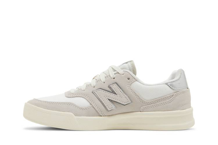 Wmns 300 'Grey Ivory'