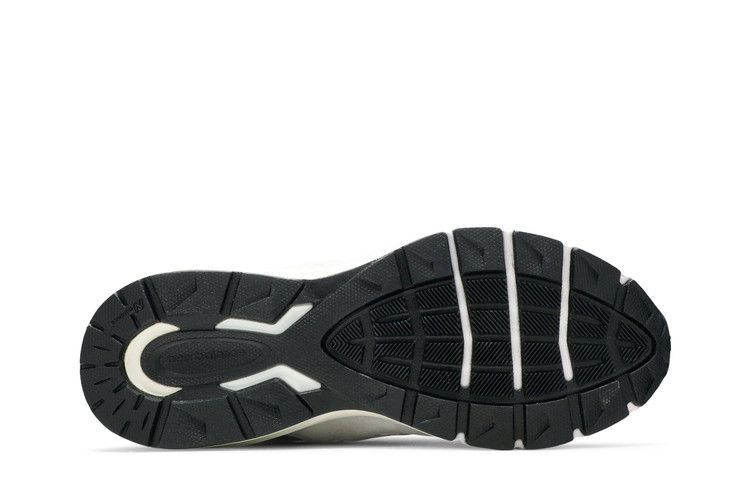 990v5 Made In USA 'Nimbus Cloud Silver'