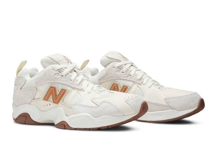 No Vacancy Inn x 650 'Water and WiFi'