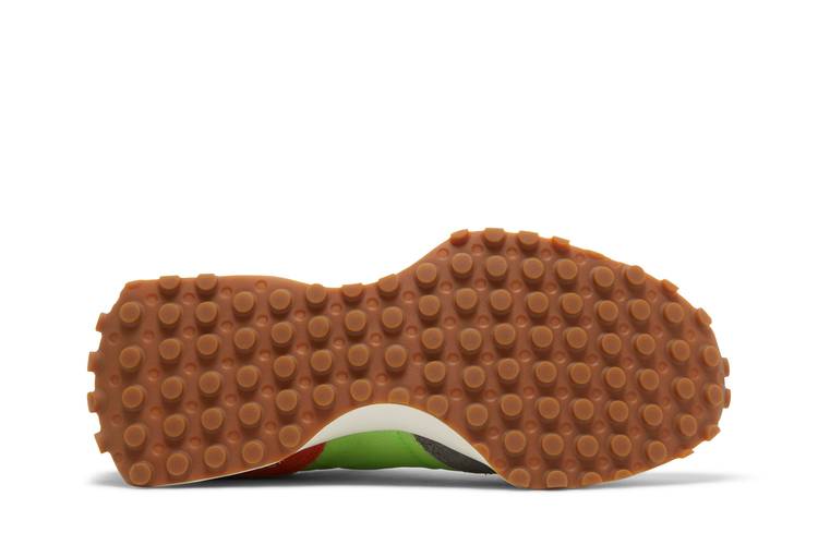 327 'Fluorescent Green'