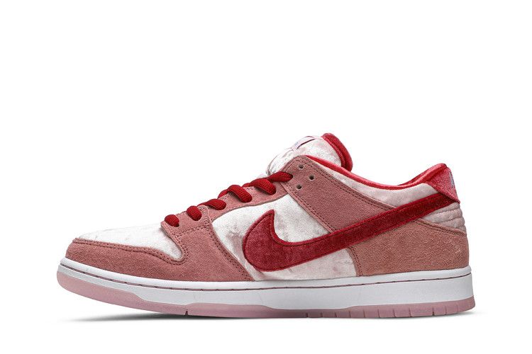 StrangeLove x Dunk Low SB 'Valentine's Day' Special Box