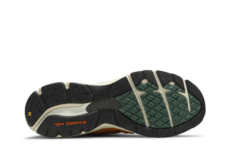 Sneakersnstuff x 920 Made in England 'SNS Sports World'