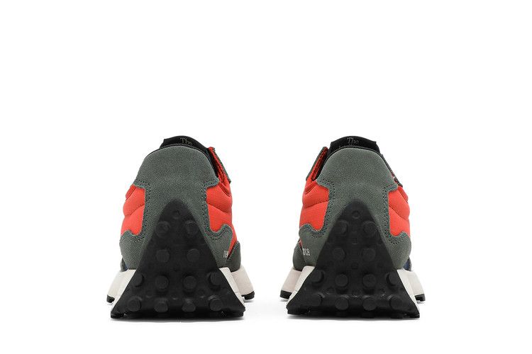 327 'Dark Blaze Natural Indigo'