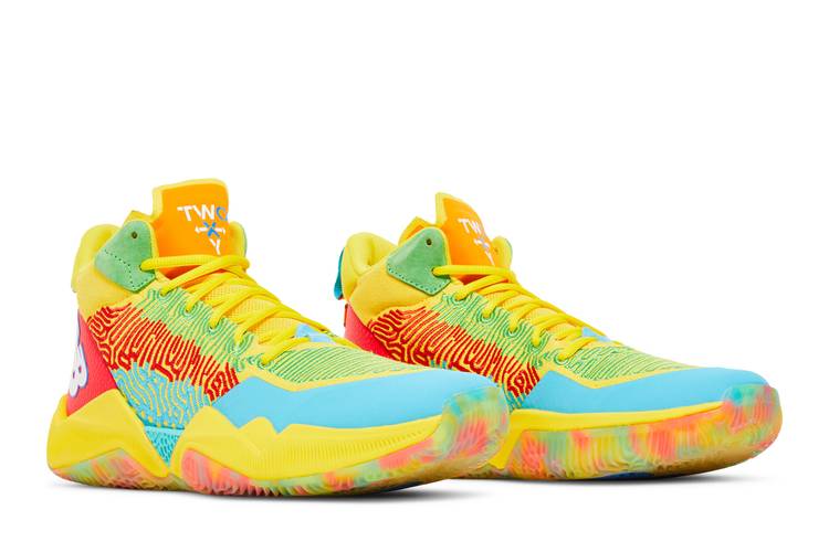 Two WXY 'Yellow Teal'