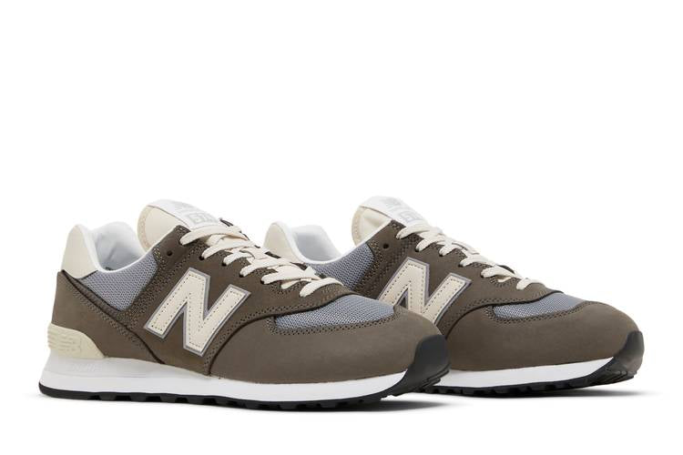 574 'Castlerock Steel'