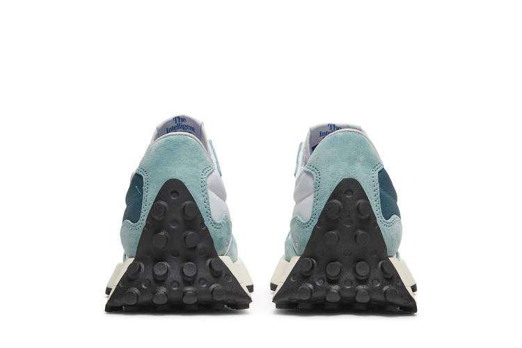 Wmns 327 'Storm Blue Deep Sky'