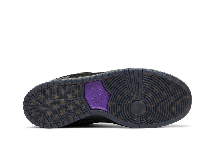 Familia x Dunk Low Pro QS SB 'First Avenue' Special Box