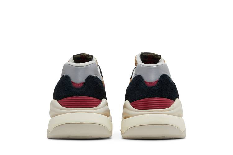 57/40 'Lunar New Year - Black Poppy'