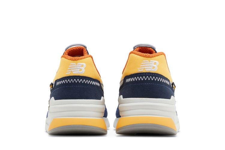 997H 'Moon Shadow Vibrant Apricot'