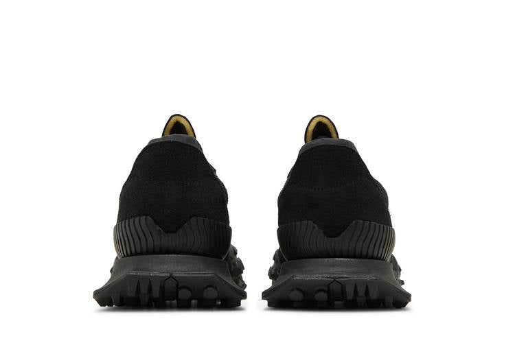 XC-72 'Triple Black'