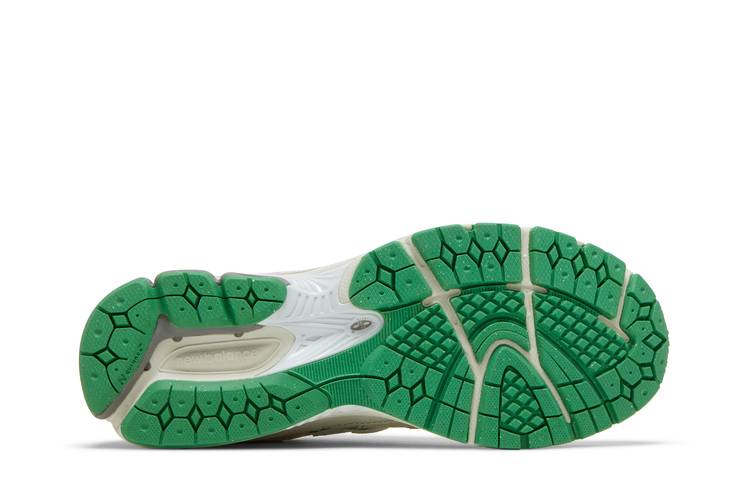 GANNI x 2002R 'Turtledove'