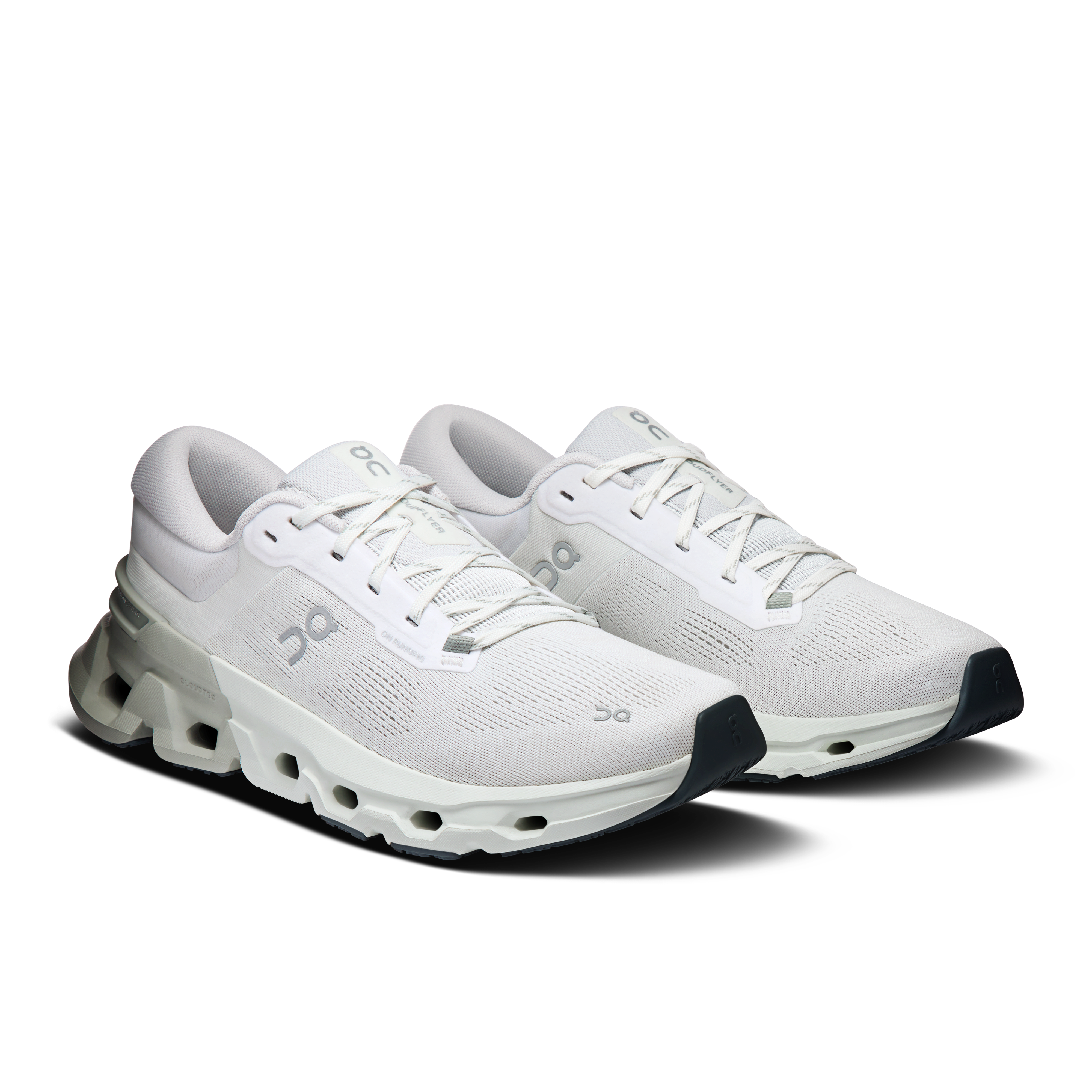 Cloudflyer 5 M Ivory | Tin