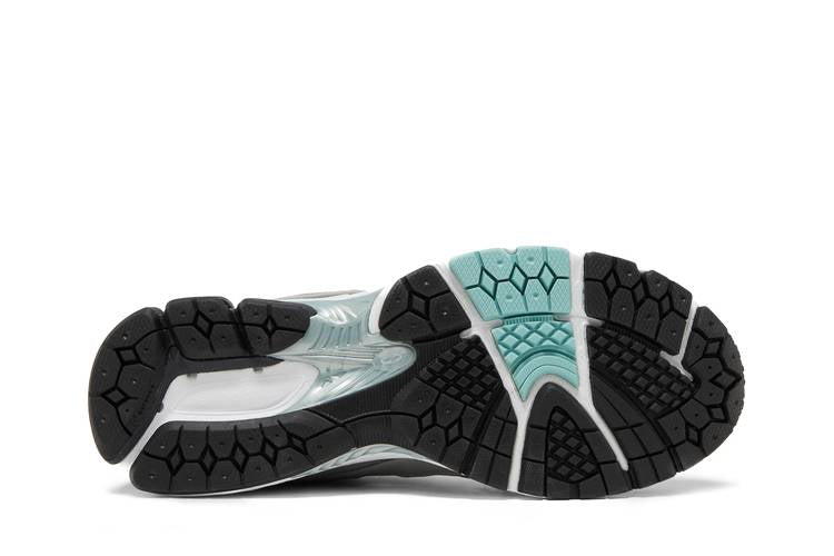 atmos x 2002R 'Shibuya Rat'