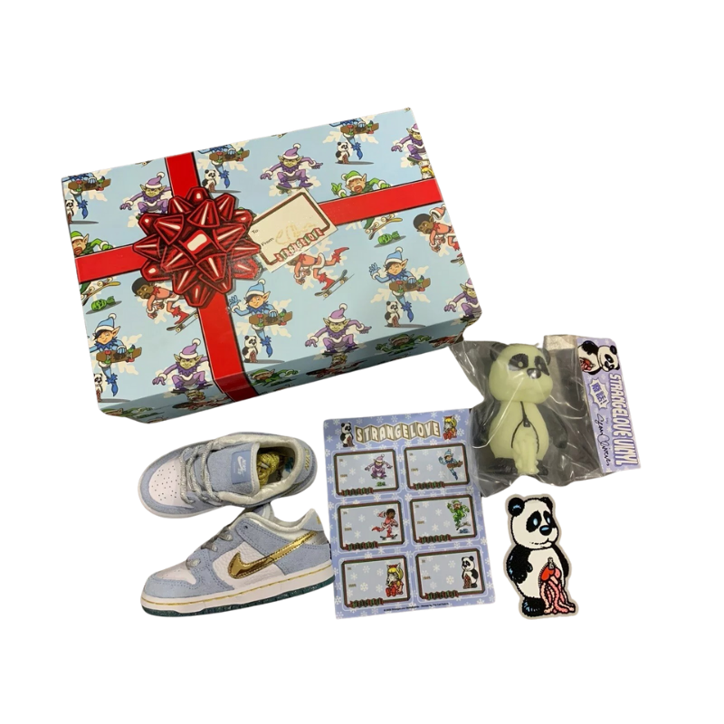Sean Cliver x Dunk Low SB 'Holiday Special' Special Box