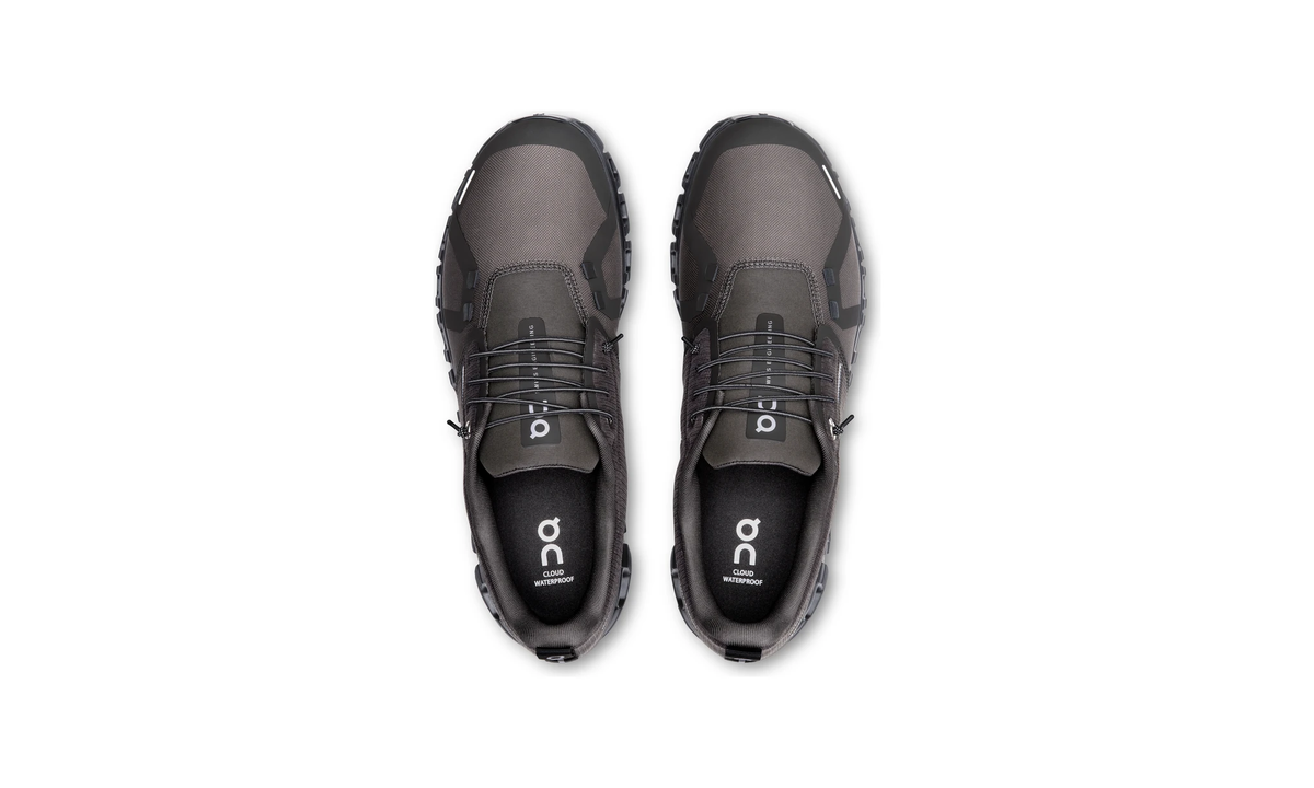 On Running Cloud 6 Waterproof Thorn Black