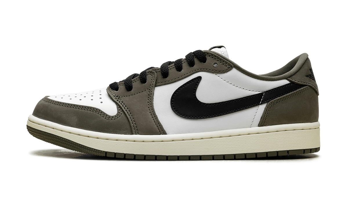 Air Jordan 1 Retro Low OG 'Medium Olive' - Guerdon Kicks - Sneakers