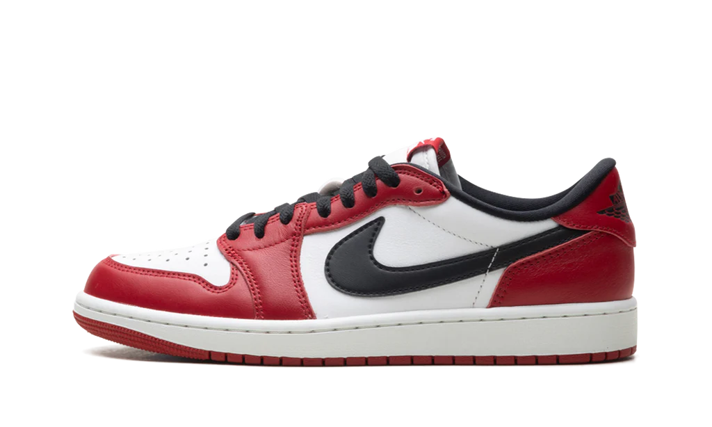 Air Jordan 1 Retro Low OG 'Chicago' 2025