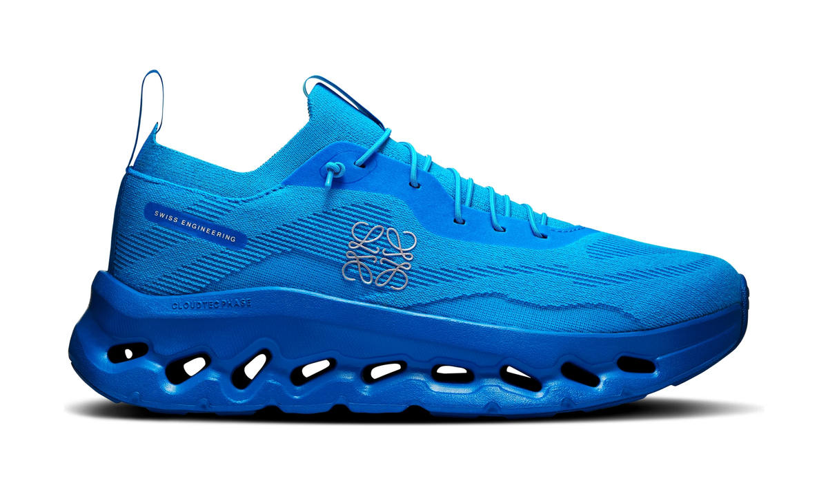 Cloudtilt LOEWE W Electric Blue