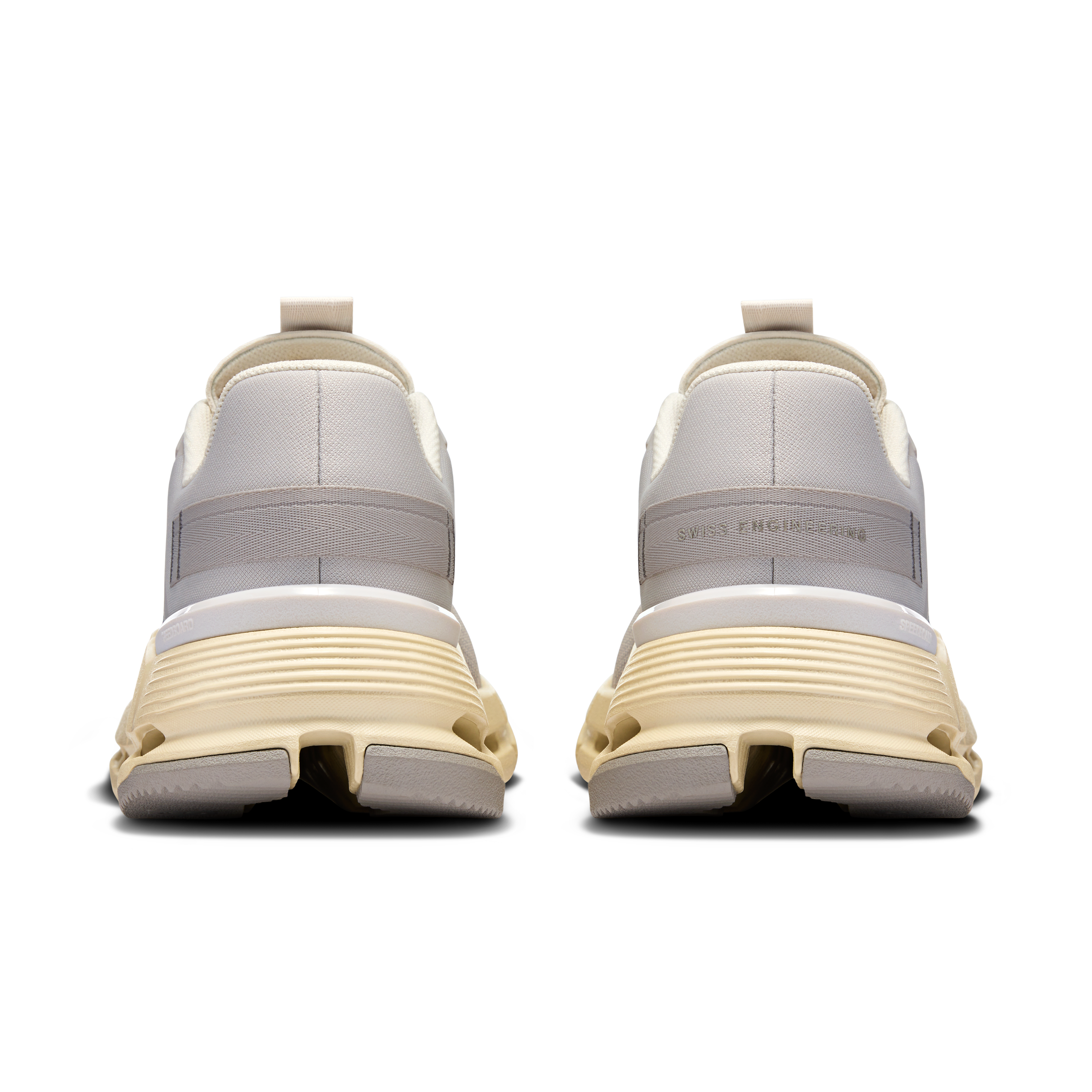 On Running Cloudnova Form 2 TT Wolf Cream (Women's)