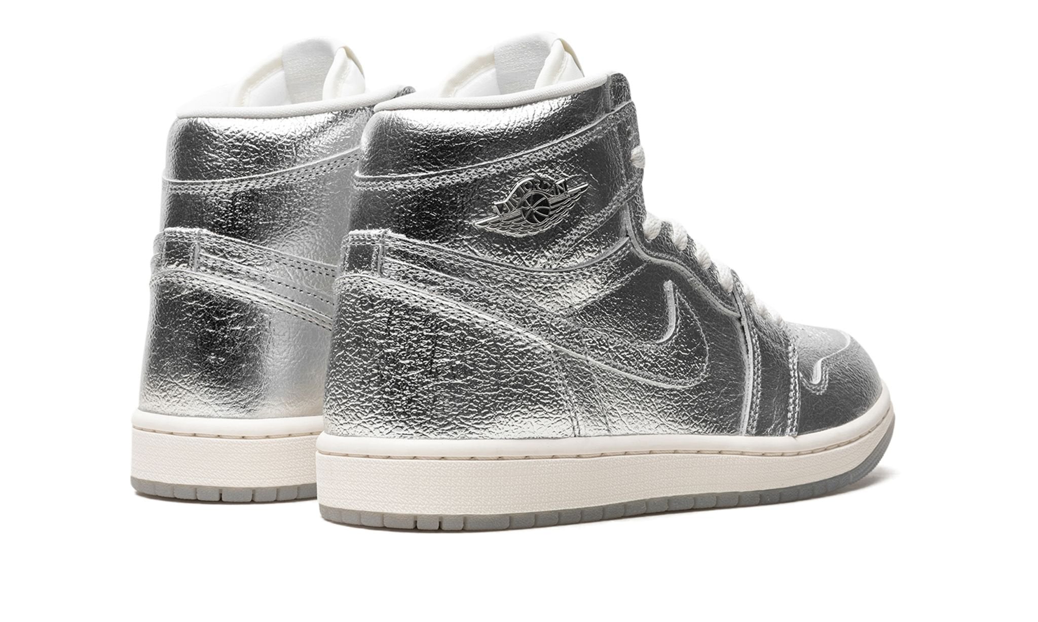 Wmns Air Jordan 1 Retro High OG 'Chrome'
